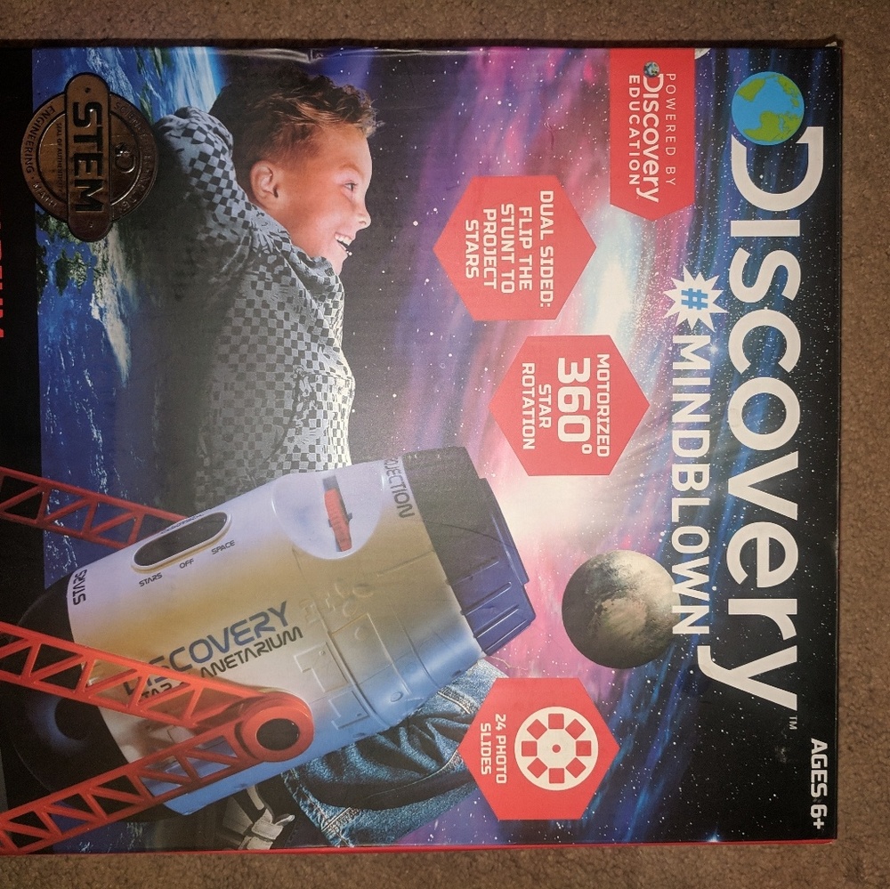 Discovery planetarium projector